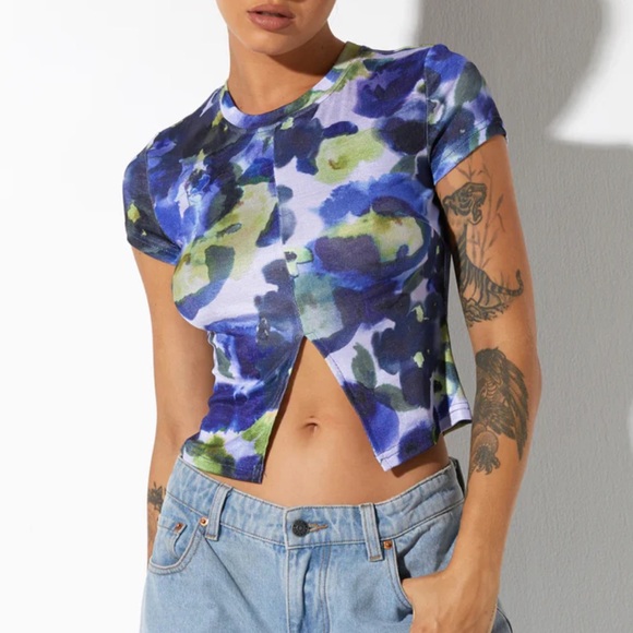 MOTEL ROCKS Sianda Crop Top In Abstract Watercolour Blue - Picture 2 of 7